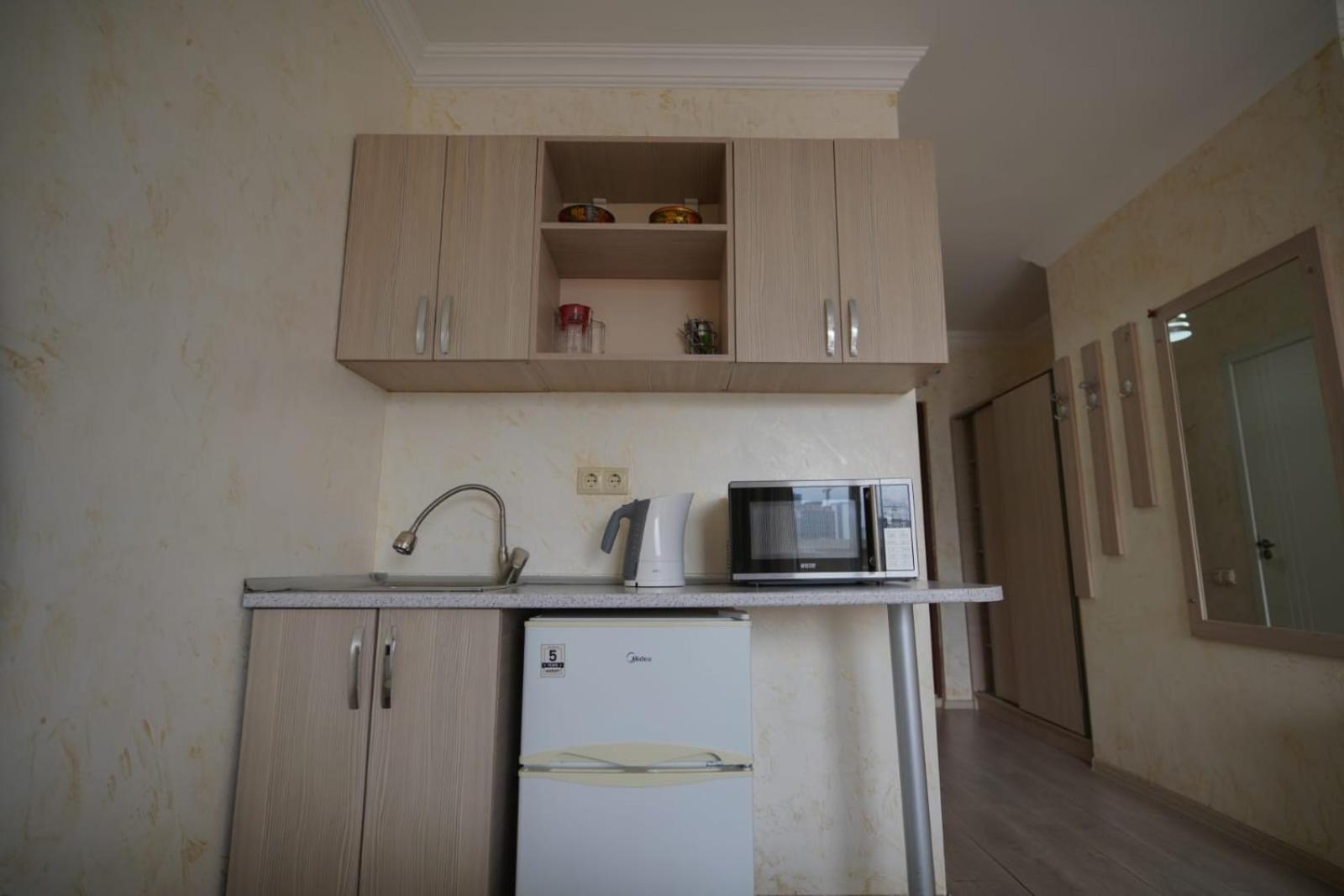 Apartment Orbi Dado Batoemi Buitenkant foto