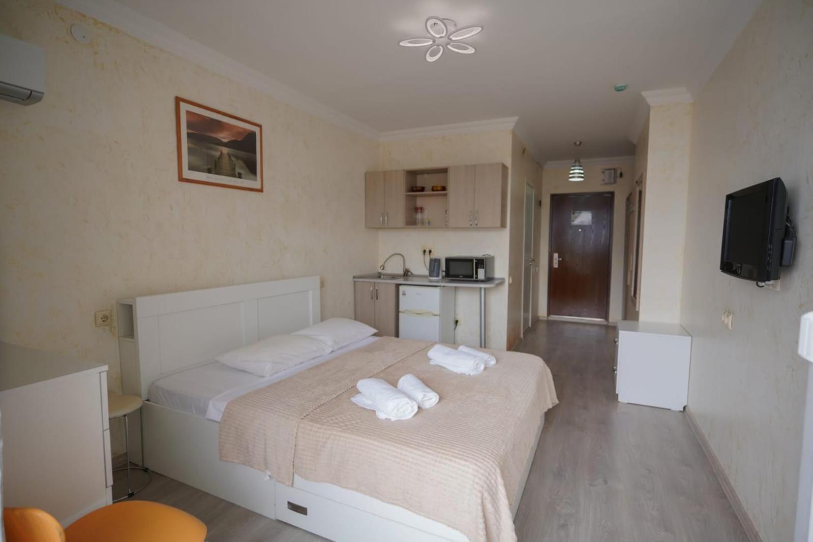 Apartment Orbi Dado Batoemi Buitenkant foto