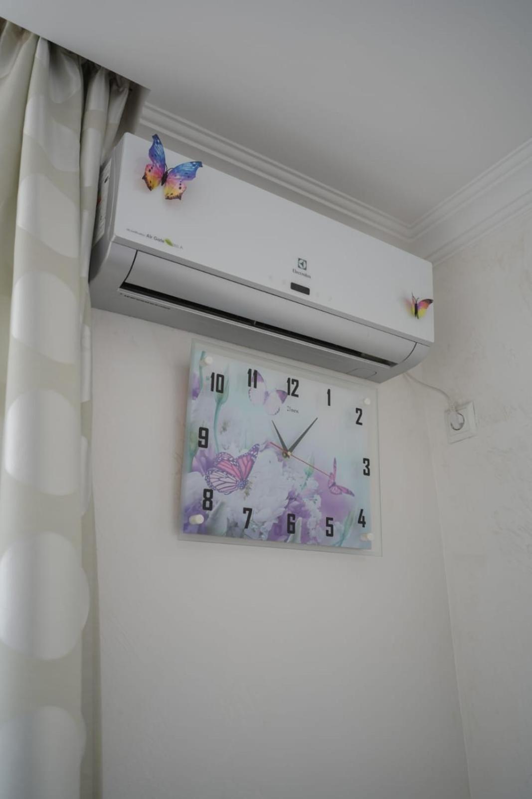 Apartment Orbi Dado Batoemi Buitenkant foto