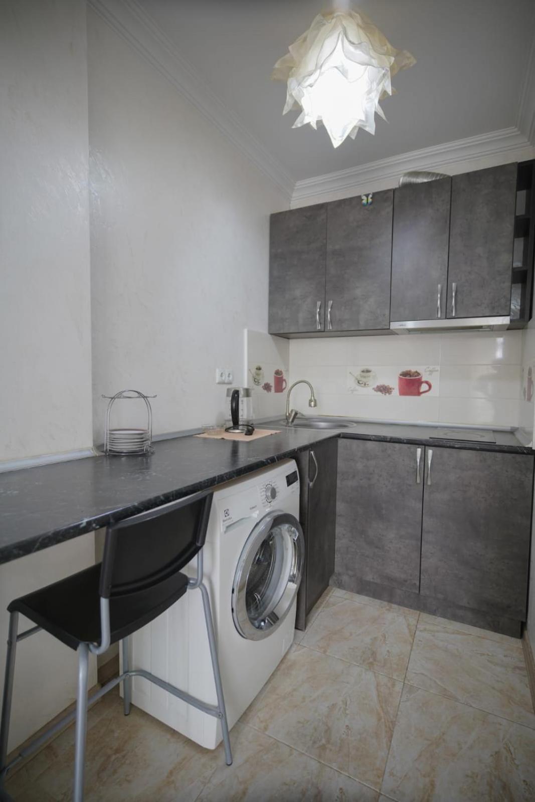 Apartment Orbi Dado Batoemi Buitenkant foto