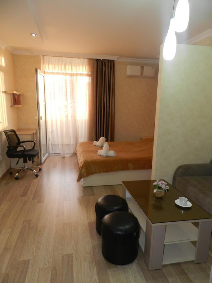 Apartment Orbi Dado Batoemi Buitenkant foto